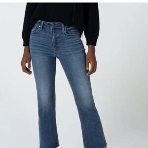 NWT Unpublished Margaux Crop Denim Flare Jean Size 30 color blue